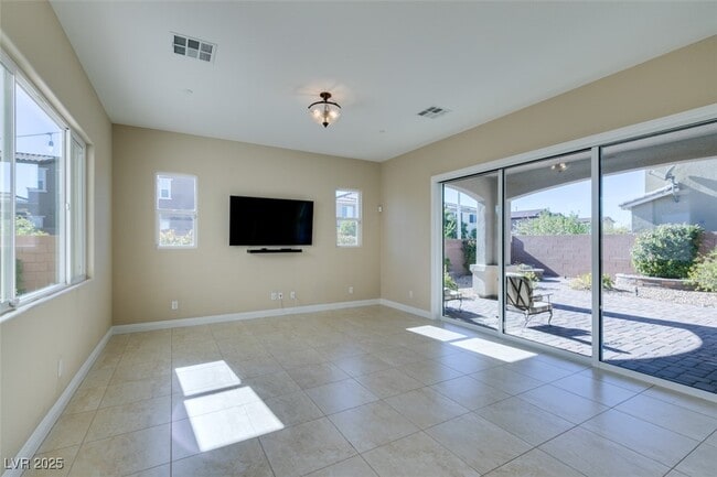 Building Photo - 1919 Foro Romano St