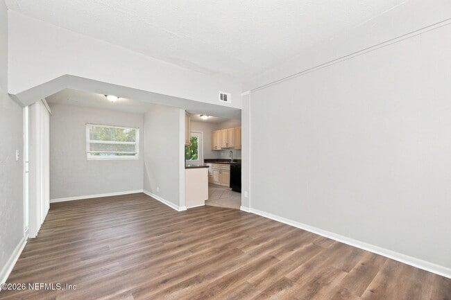 Building Photo - 6856 Camelot Rd