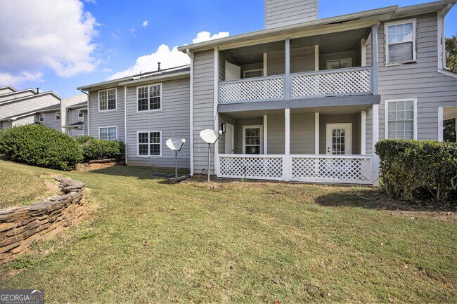 Foto del edificio - 9432 Cypress Ln