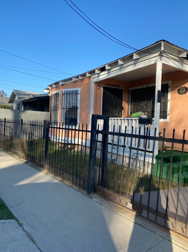 Building Photo - 11752 Slater St