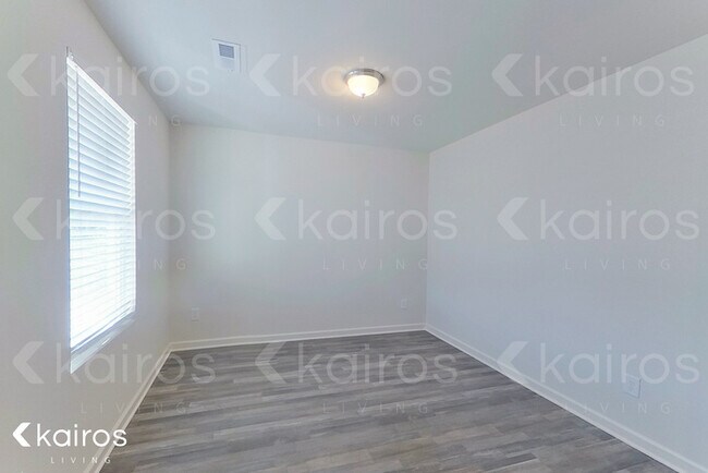Building Photo - 112 Tanners Ct.