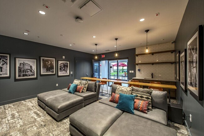 Centro multimedia - Residences at Brighton Marine