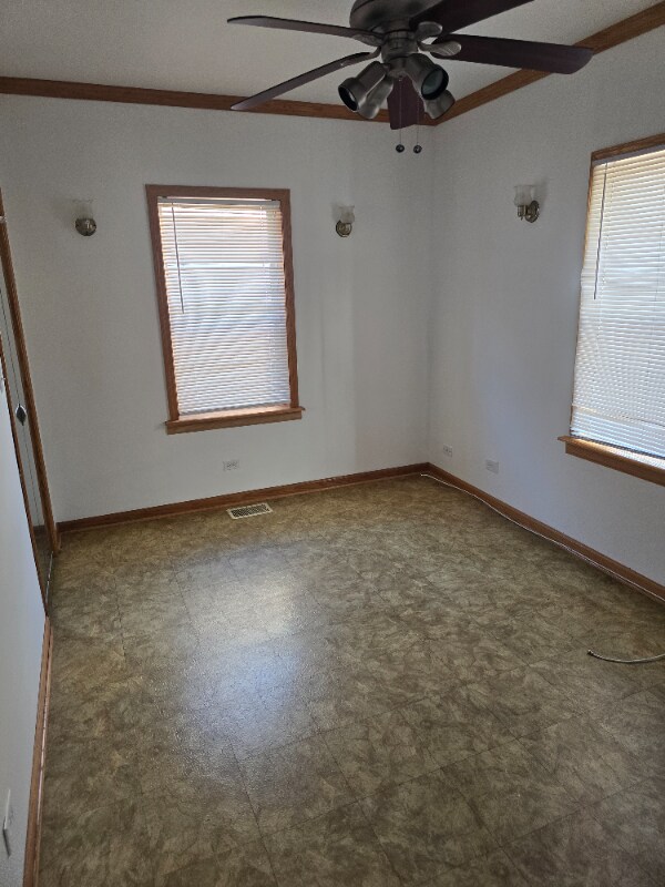 Building Photo - 9225 S Marshfield Ave