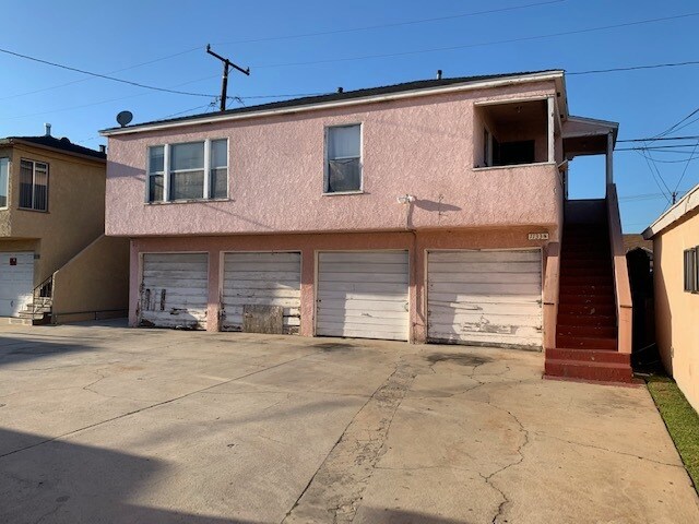 Building - 1133 W 90th St