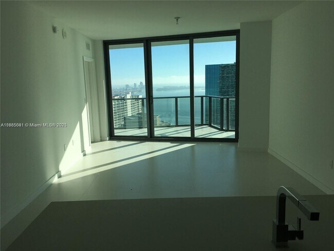 Foto del edificio - 1300 S Miami Ave