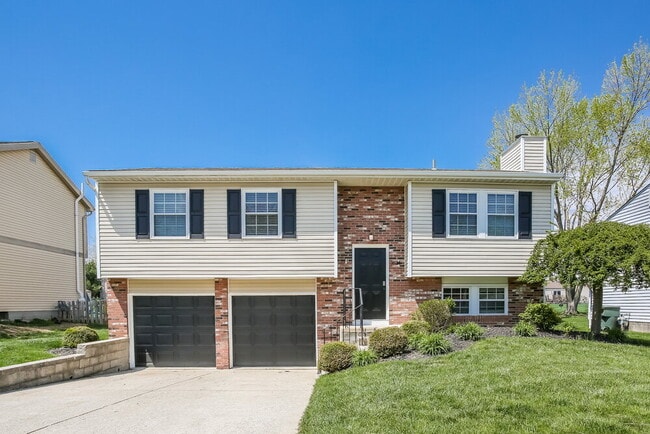 Building Photo - 3524 En-Joie Dr