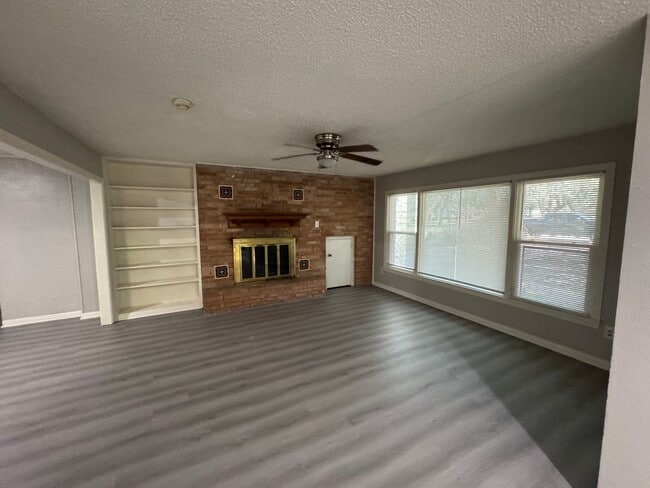 Building Photo - 3500 Sturgis Ln