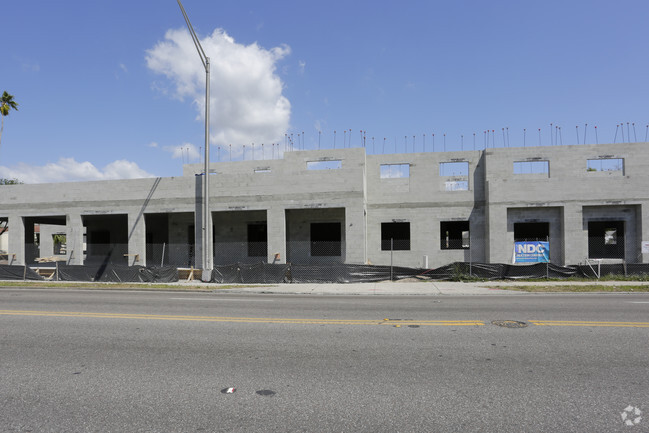 Building Photo - Grand Palms Senior Apartment Homes 55+