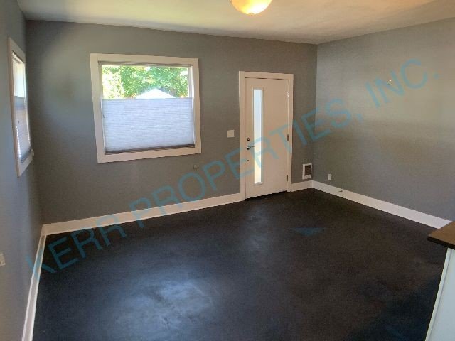 Building Photo - Charming 2-Bedroom Retreat in the Heart of...