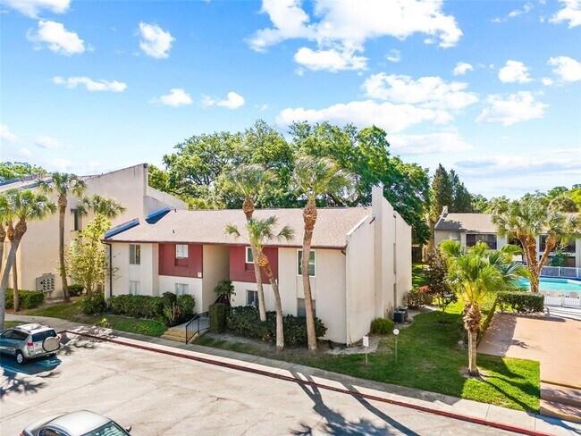 Building Photo - 8601 Huron Ct