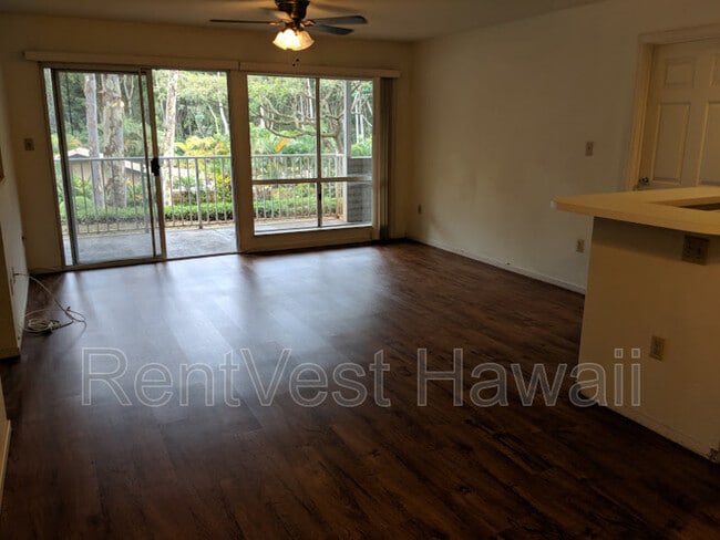 Building Photo - 95-270 Waikalani Dr
