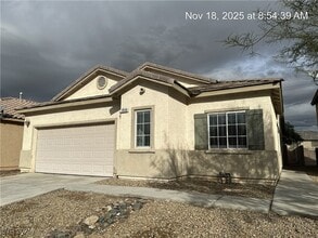 Building Photo - 2836 E Tilten Kilt Ave