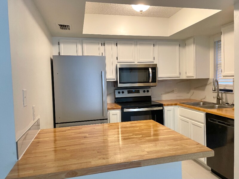Foto principal - 2476 SE Garden Terrace