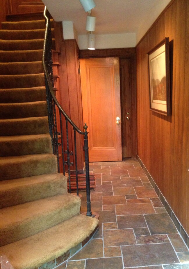Foto del edificio - 2879 Ludlow Rd