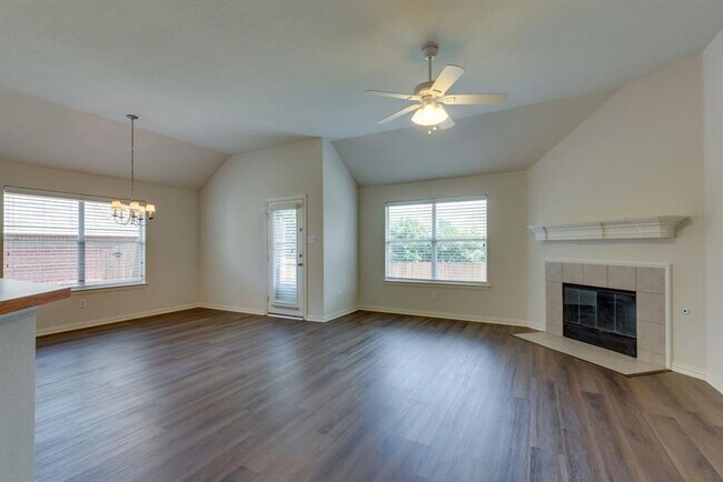 Building Photo - 313 Brasher Ln
