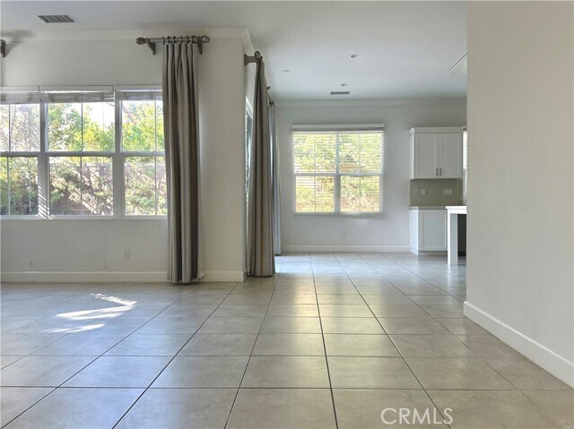 Building Photo - 119 Landover
