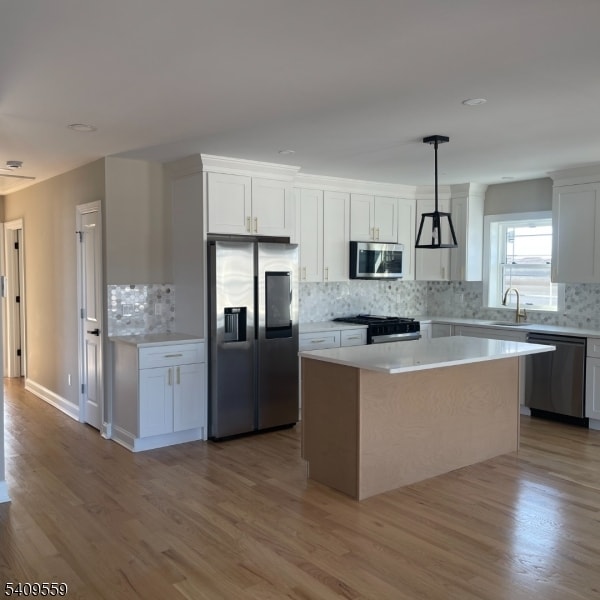 Foto del edificio - 1297 Avy St