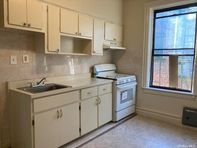 Foto del edificio - 158 Bradford St