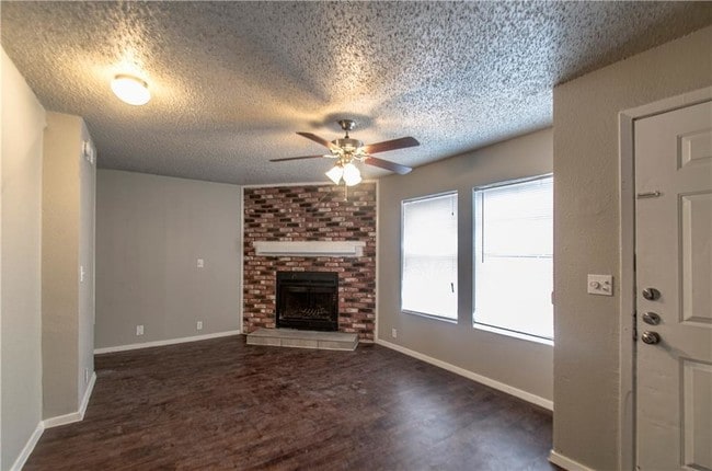 Building Photo - 109 Montego Dr