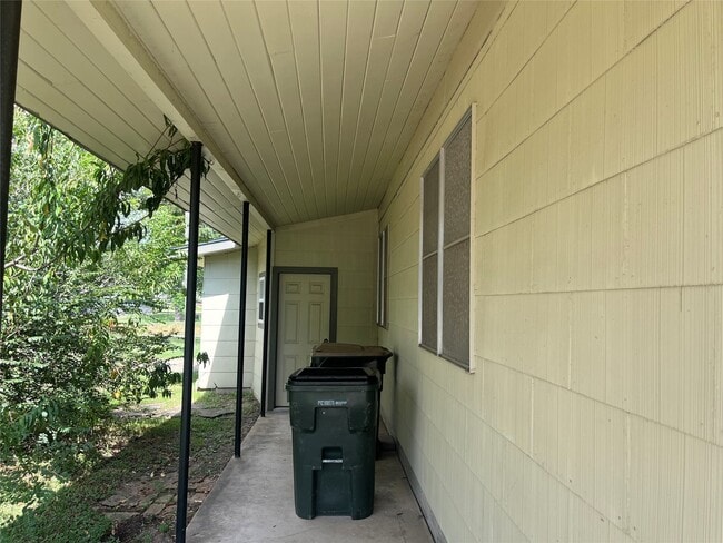 Building Photo - 1002 Fowlkes St