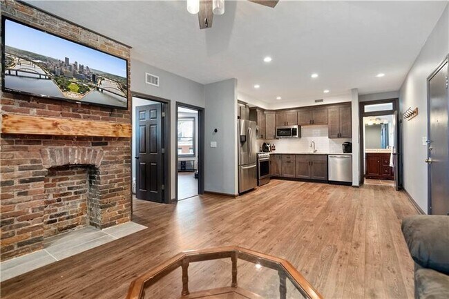 Foto del edificio - 121 Grandview Ave