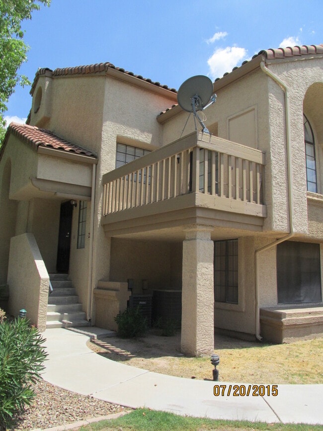 Westwood - Westwood Apartment