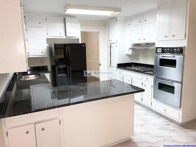 Photo - Live in Comfort & Style – 5BR/3.5BA Home w...