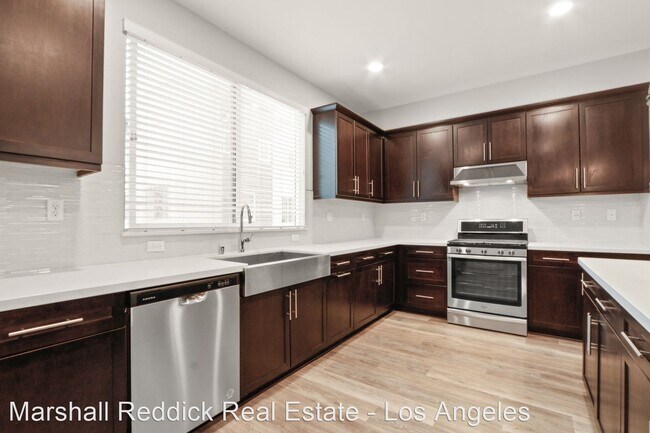 Building Photo - 3 br, 4 bath House - 14410 Lily Ln Unit 3