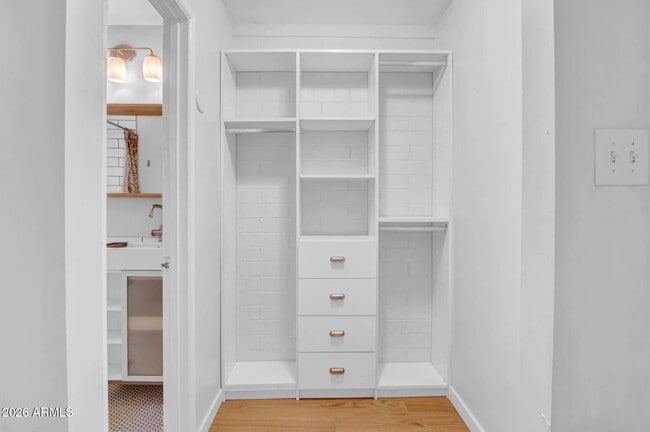 Building Photo - 821 N 3rd St