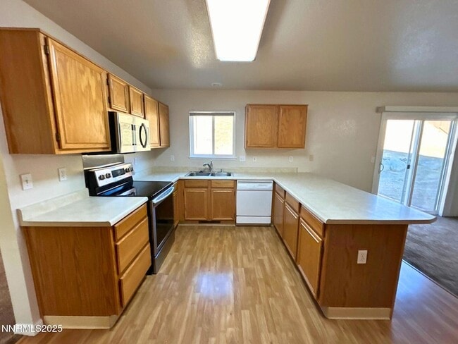 Building Photo - 6345 Potomac Ct