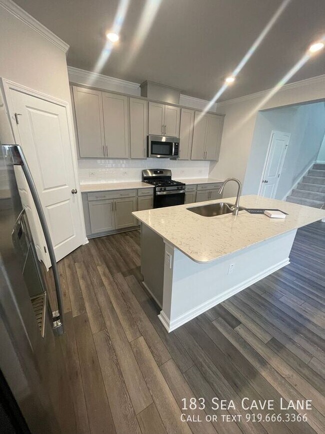 Foto del edificio - 183 Sea Cave Ln