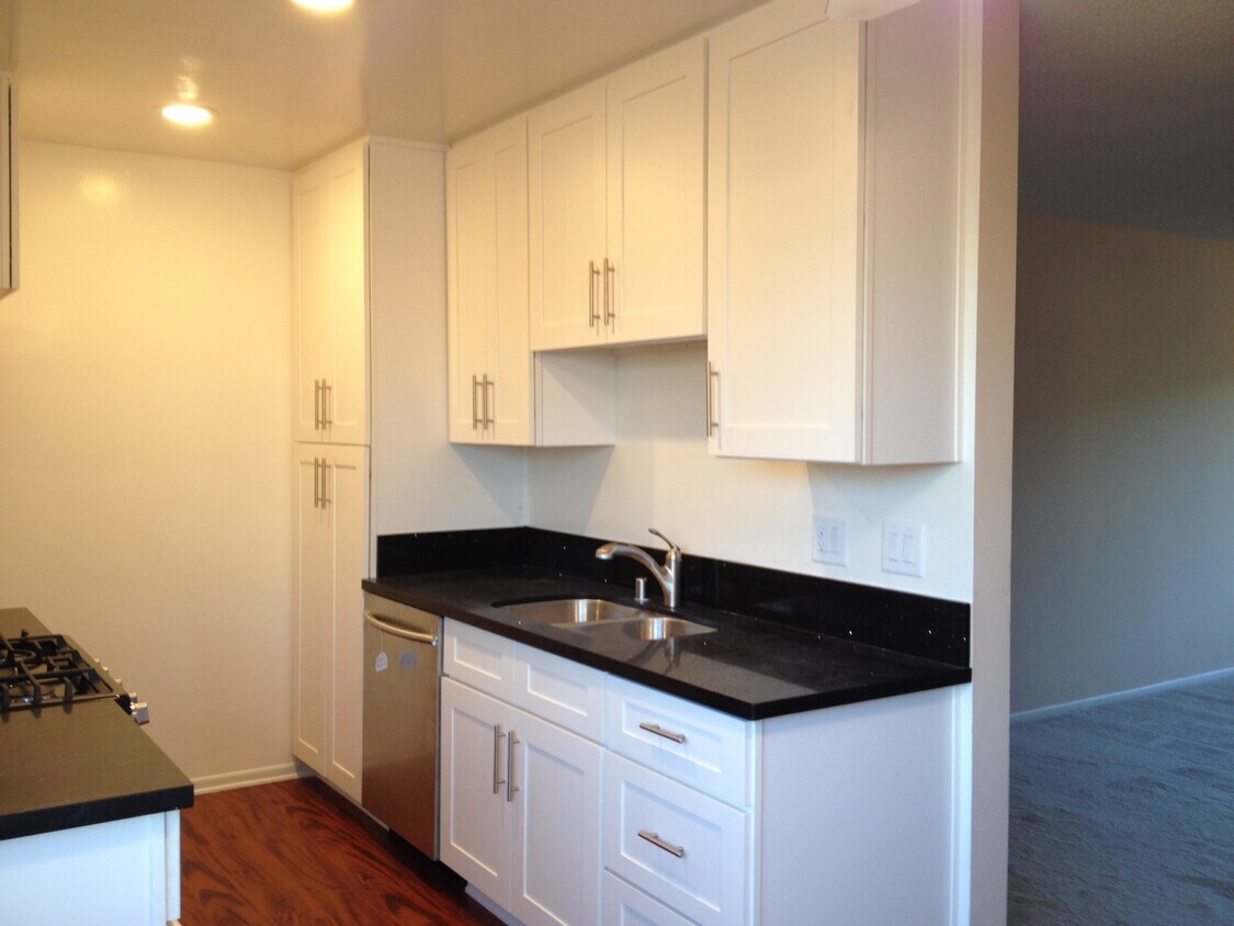 Kitchen sink side - 3826 Prospect Ave