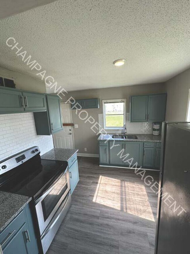 Foto del edificio - 9519-9521 Charlotte St