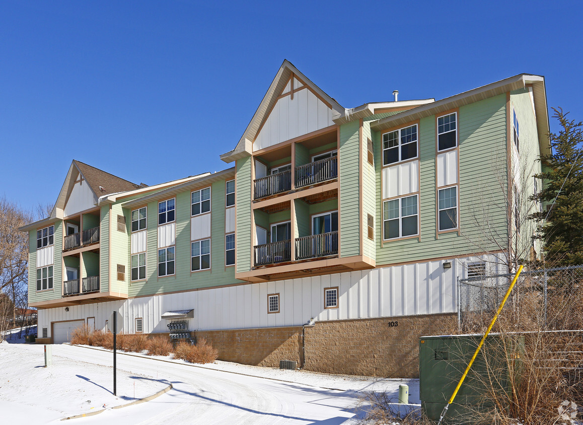 Primary Photo - Buffalo Heights Apartments