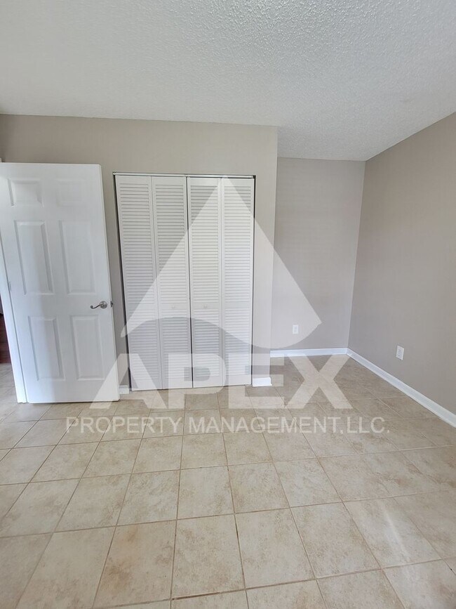 Foto del edificio - Spacious 2 Bd - 2 Ba Single Family Home in West Knoxville!