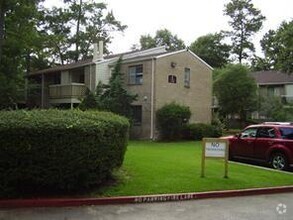 Building Photo - 3500 Tangle Brush Dr