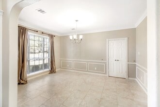 Building Photo - 803 Chisel Point Dr