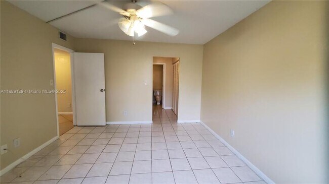 Foto del edificio - 2 bedroom in Hollywood FL 33023