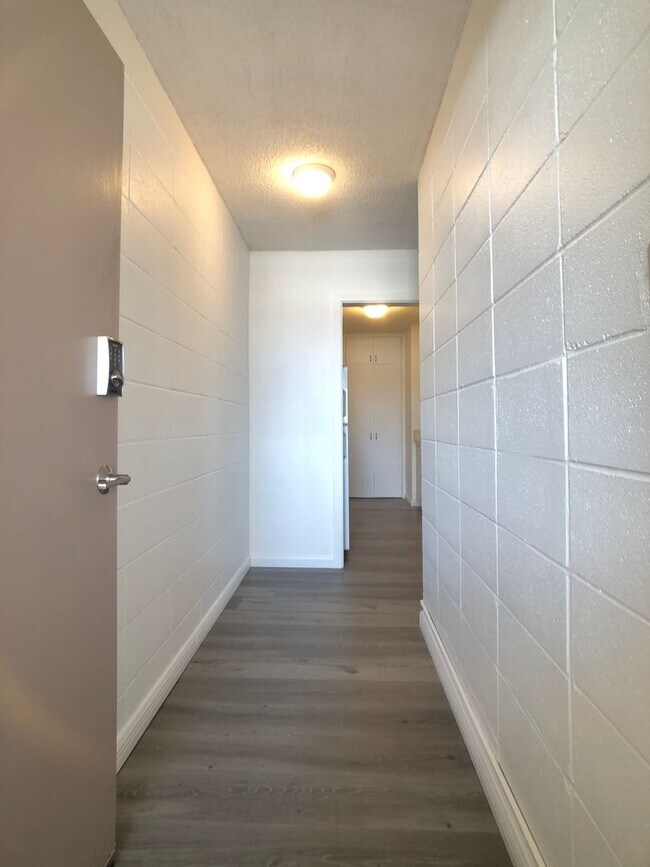 Photo - 412 N Kuakini St Apartment