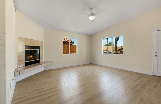 Building Photo - 53405 Avenida Rubio