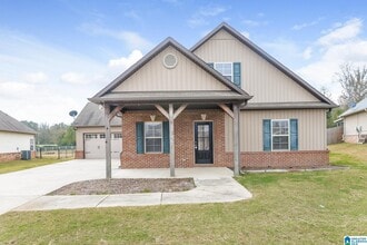 Building Photo - 45 Smith Glen Dr