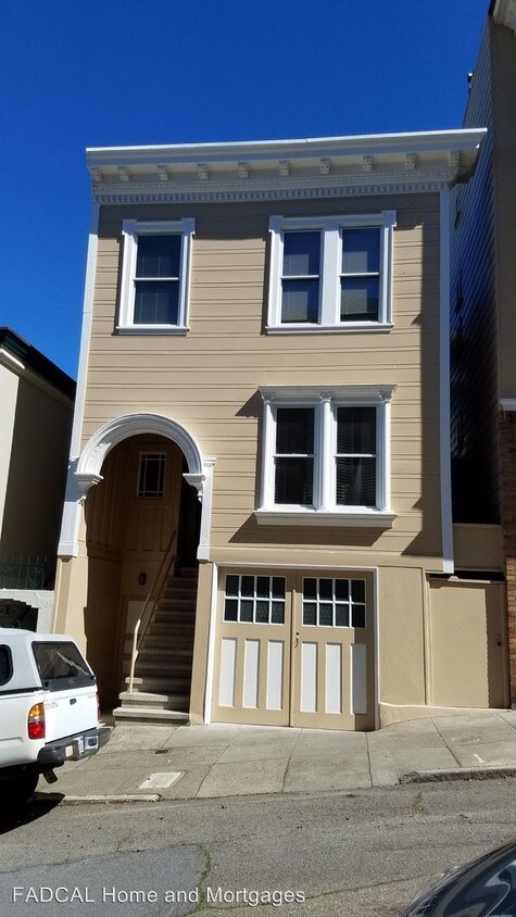 Primary Photo - Studio, 1 bath Apartment - 1808 Grant Avenue