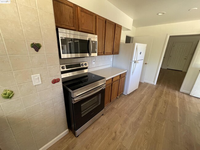 Building Photo - 3206 Fitzpatrick Dr