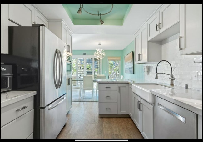 Building Photo - 237 Sea Forest Ct