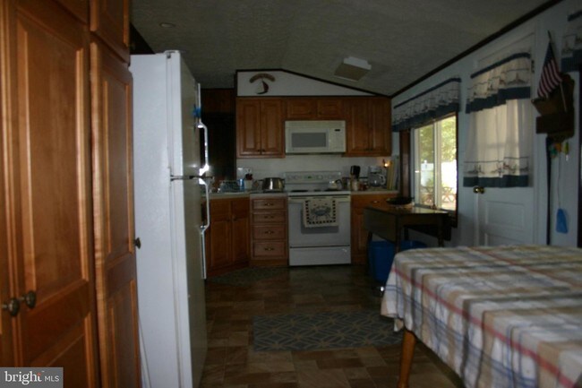 Foto del edificio - 18309 River Hill Rd