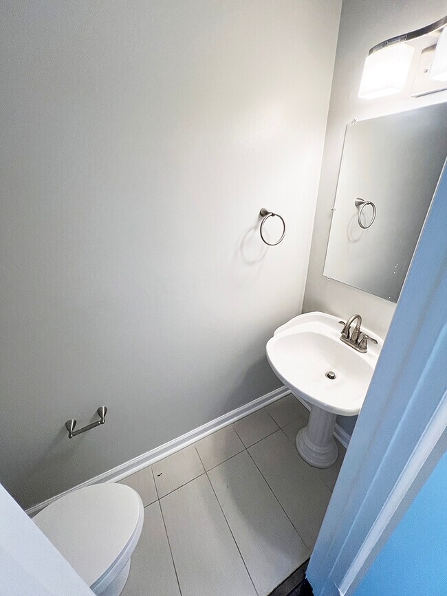 Foto del edificio - 3069 Hawthorne Dr NE