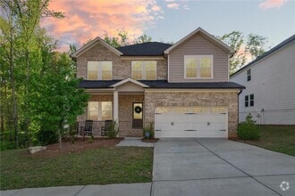 Building Photo - 225 Magnolia Dr