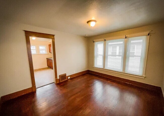 Foto del edificio - 1007 Mahlon St