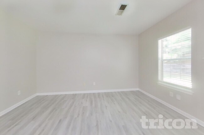 Foto del edificio - 141 Wood Way