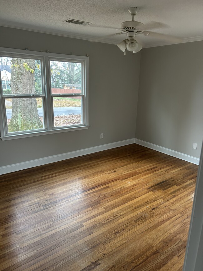 Building Photo - 272 Buena Vista Ct